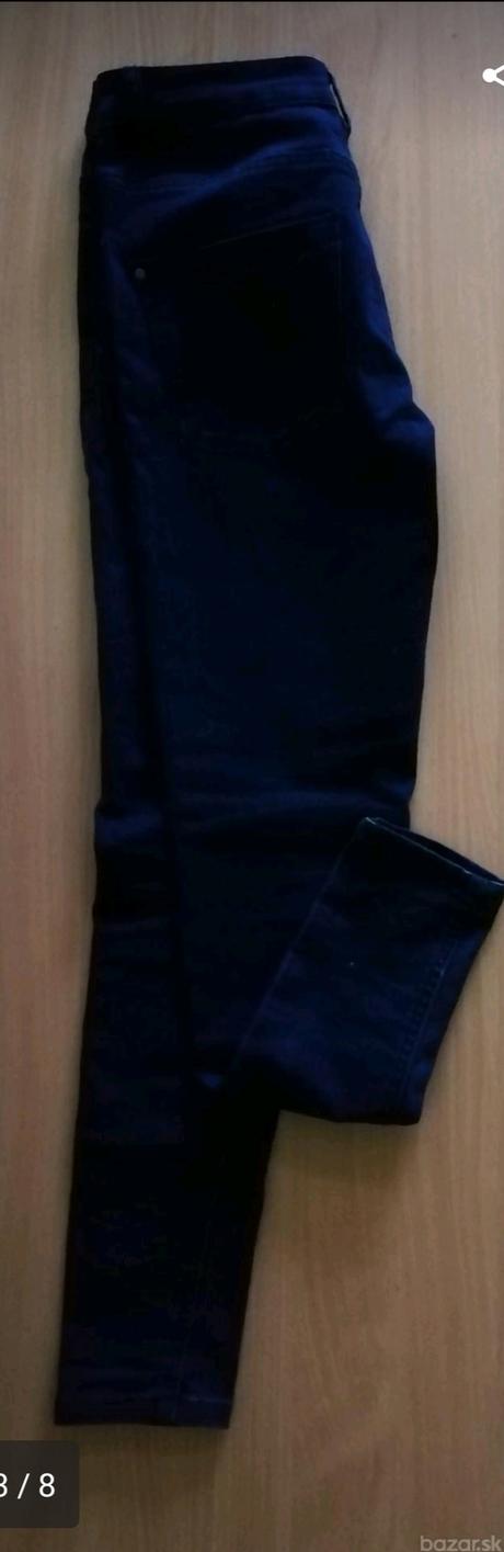 Dámske tmavomodré elastické rifle., 38