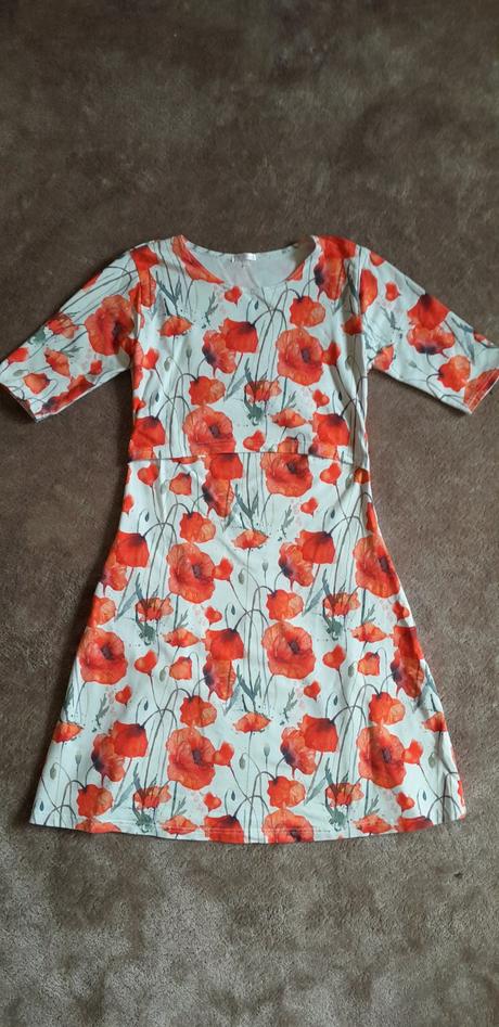 Šaty na dojčenie vlčie maky,