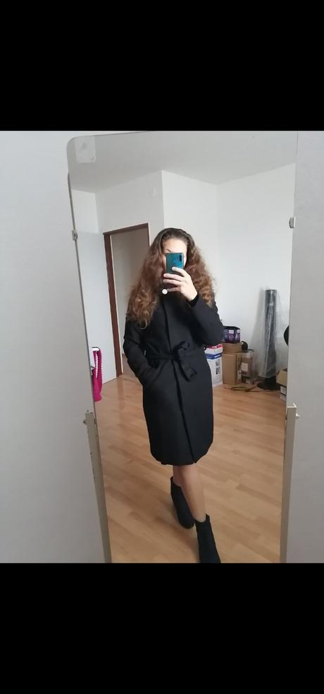 Čierny kabát, gate,m