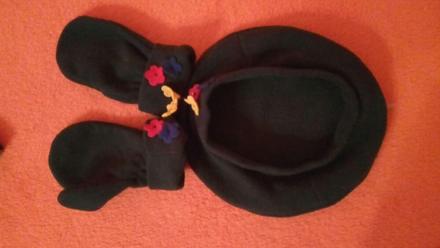 Baretka s rukavicami, 110