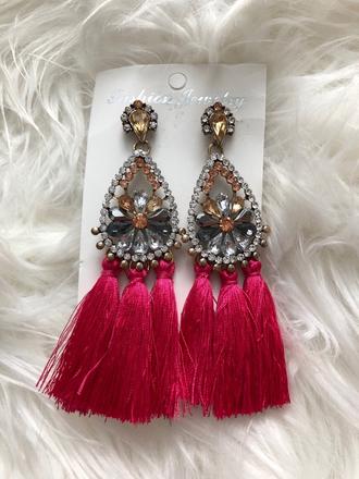 Strapcové náušnice, 