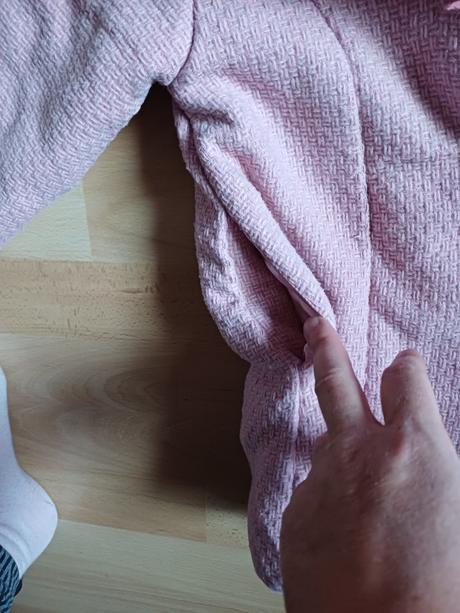 Kabatik ružový, 116