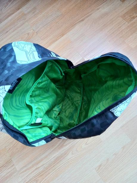 Ruksak rick and morty cropp, cropp