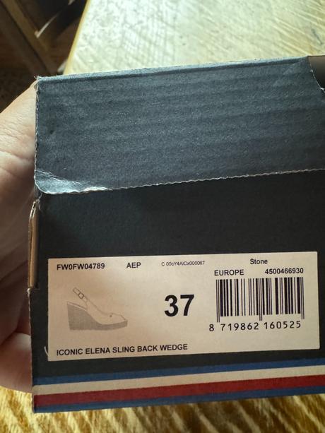 Topánky, tommy hilfiger,37