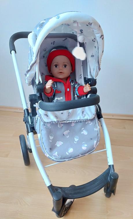 Kočík pre bábiky,