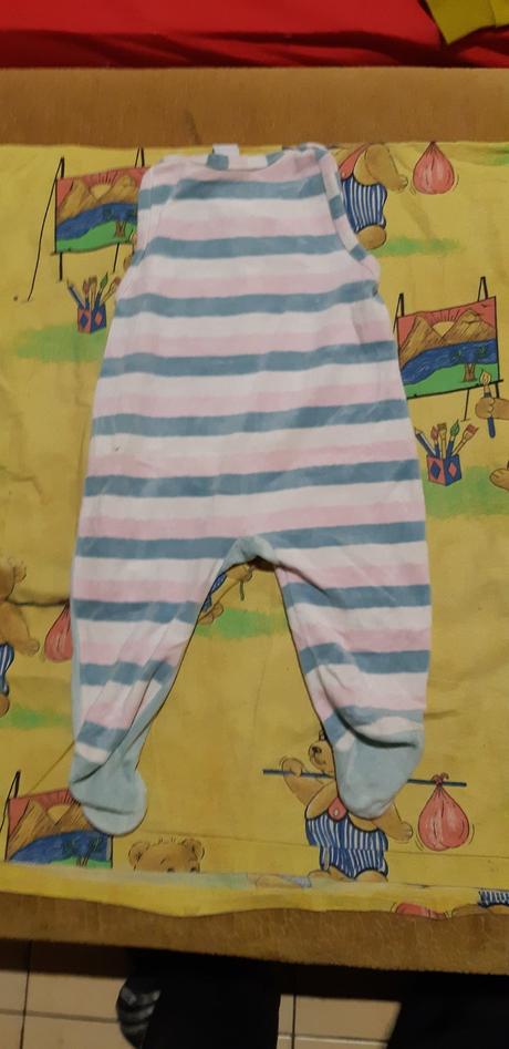 Dupacky 74/80, baby club,80