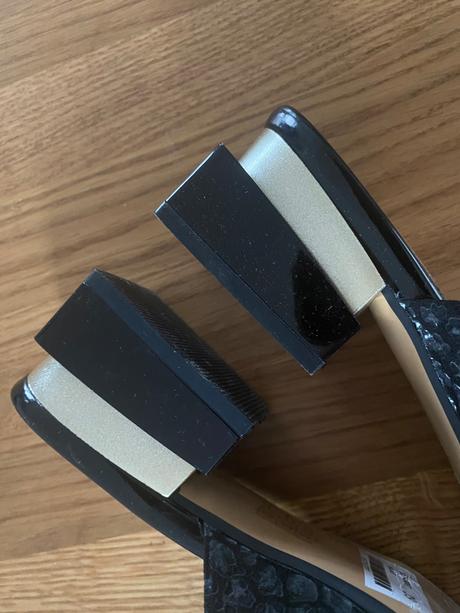 Elegantne šlapk, 39