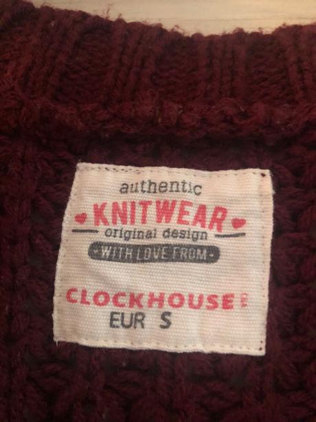 Sveter, clockhouse,s