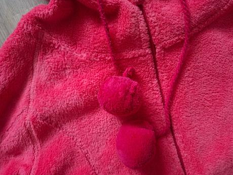 Chlpatá mikina, 158