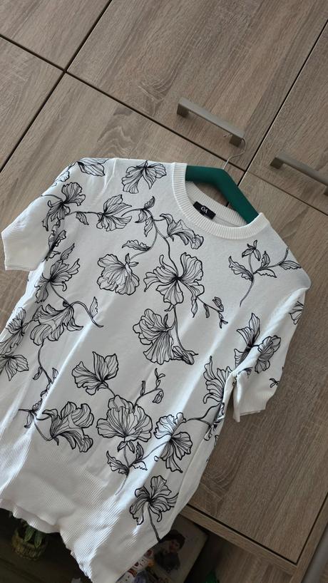 Pulovrik damsjy xl zn.c&a, c&a,xl