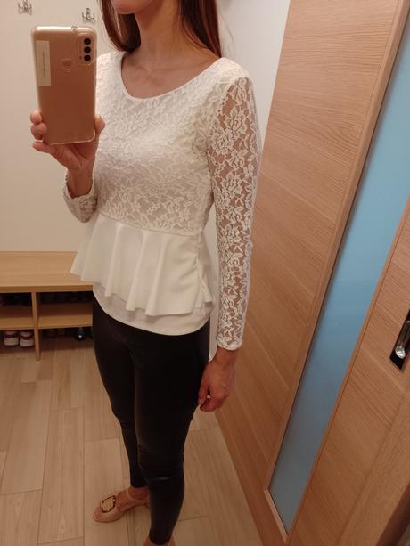 Čipkovaná blúzka, s