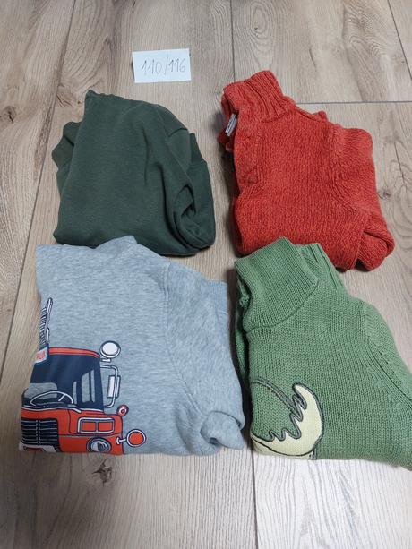 Balik 4-5r 110-116 teplaky,mikiny,tričká dr, 104–116