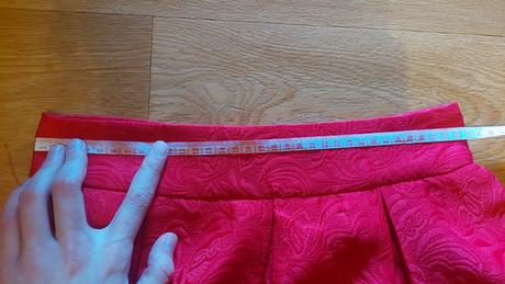 Elegantná sukňa, m