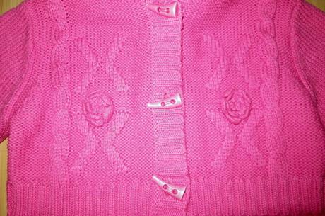 Sveter s kapucou, 146