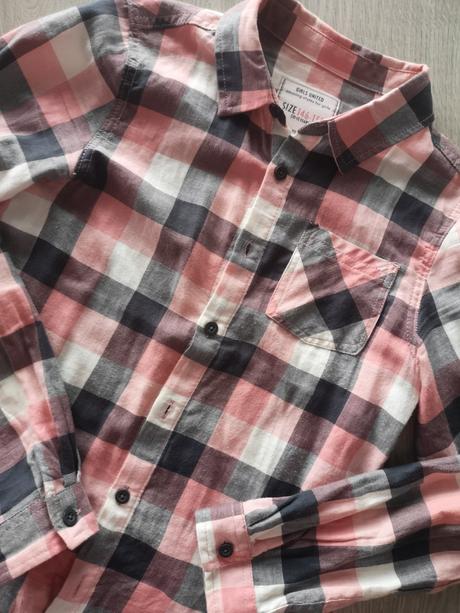 Károvaná košeľa, 146