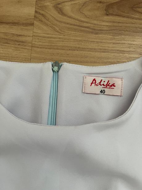Adika šaty, m