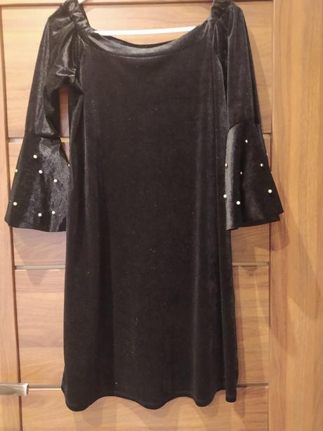Semišové šaty, 