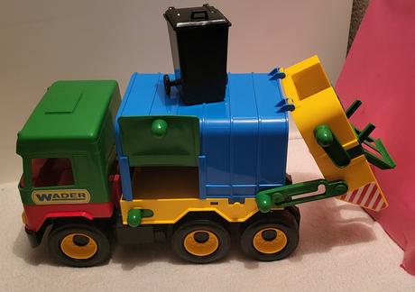 Smetiarske auto s košom, 