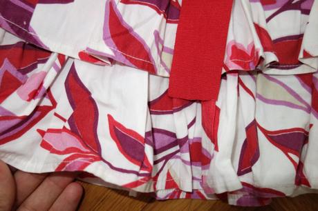 Volánová sukňa s mašľou, 122