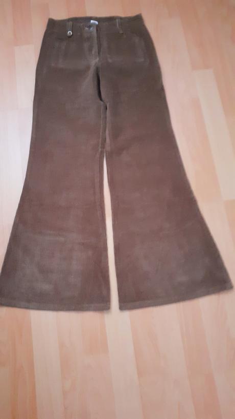 Tvistove menčestrove nohavice, 164