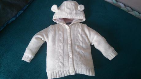 Teplucky svetrík s kapucnou a uskami, lupilu,86