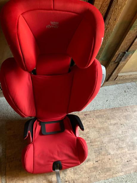 Autosedačka, britax