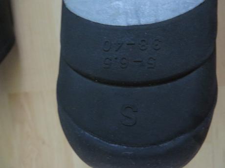Chlapčenské plutvy - veľ. s - 38/40,