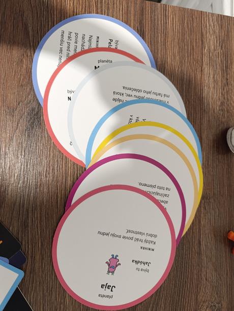 Spoločenská hra vesmírna cesta, 