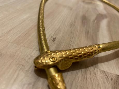 Krásny elegantný zlatý opasok náhrdelník tvar hada,