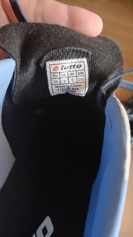 Halové tenisky, lotto,38