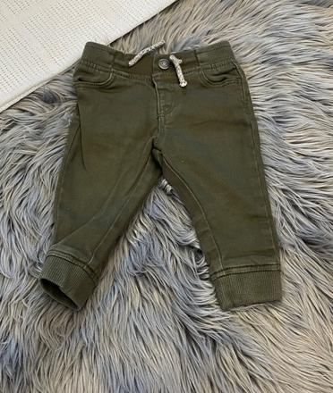Chlapčenské nohavice khaki primark (74), primark,74