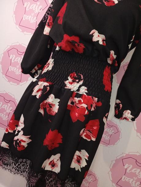 Latino šaty s čipkou, m