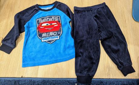 Teplé pyžamo, c&a,92