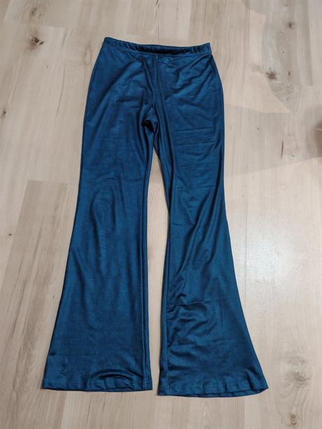 Zvonove legíny smaragdová zelená farba m, m