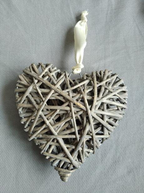 Prútené srdce 20 x 20 cm,
