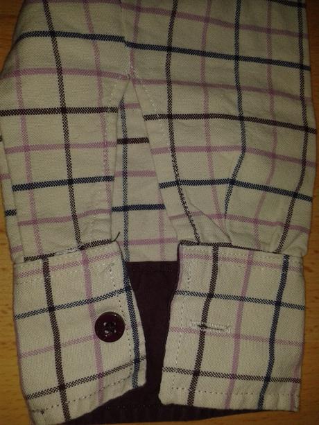 Kockovaná košeľa, 38