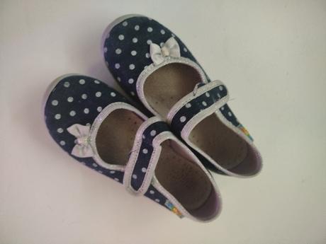 Papučky peon, 28