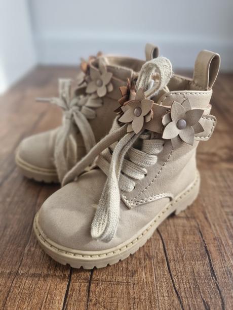 Krásne krémové reserved topánky, reserved,21