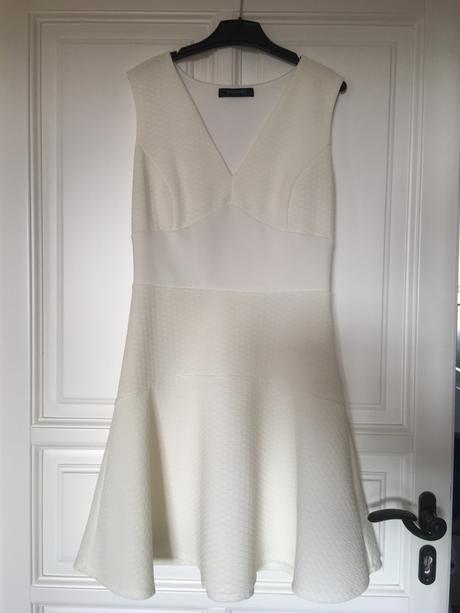 Krásne letné šatičky, guess,38