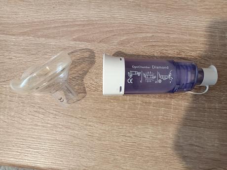 Nástavec na inhalovanie a stredná detská maska, 