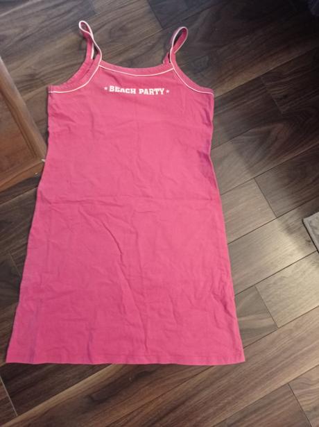 Nočná košeľa, 38