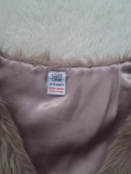 Kratsia vesticka, 134