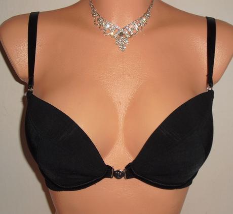 Wonderbra so zapinanim predu, 70c