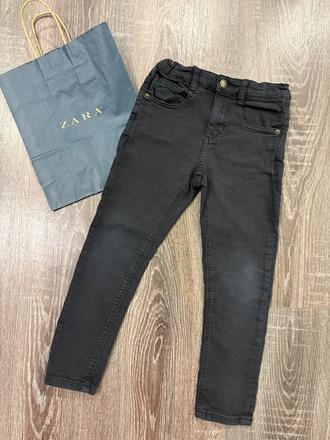 Zara čierne vyšuchane rifle na 4-5 rokov, zara,110