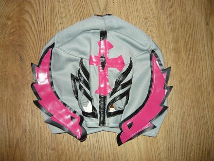 Karnevalová maska na tvár,