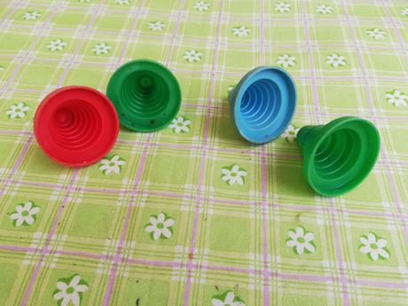 Formičky na osie hniezda, 