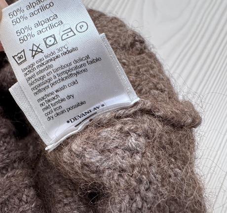 Lacoste - dve pletené čiapky, lacoste