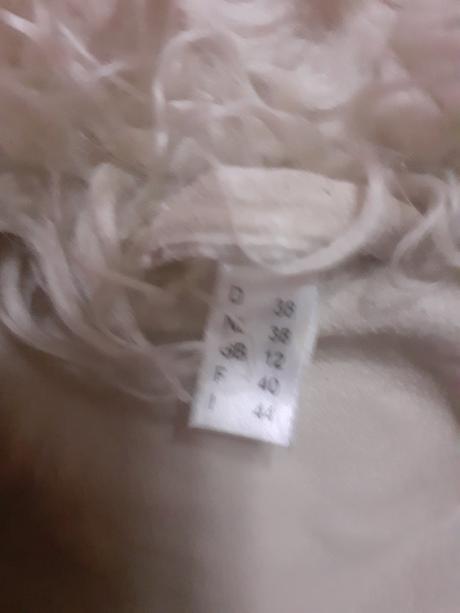 Kabátik s kožušinkou, 38