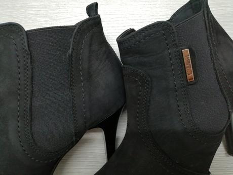 Členkov čižmičky, 36