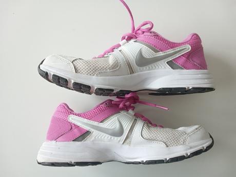 Ružovo-biele botasky, nike,37